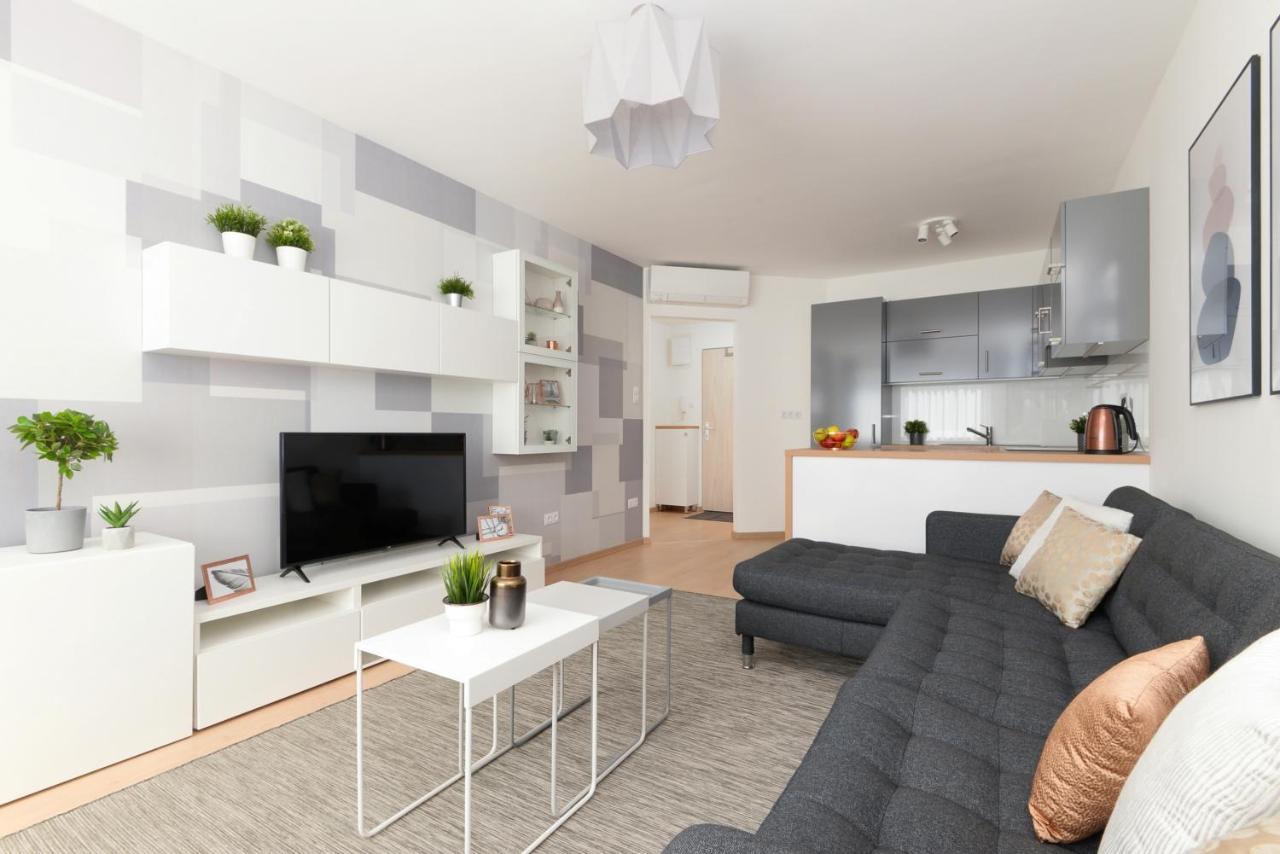 Pure Happiness Apartment Budapeste Exterior foto