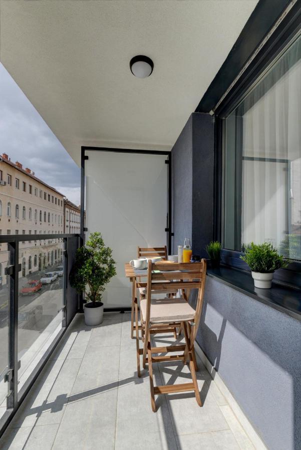 Pure Happiness Apartment Budapeste Exterior foto